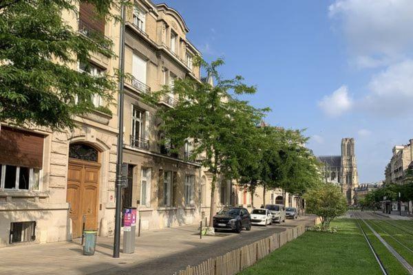 35 Speakeasy - Ambiance Pub Centre Avec Parking Apartment *